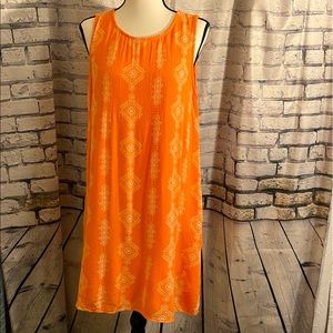 Maurice’s || peach/white sleeveless print dress with cut out design on back